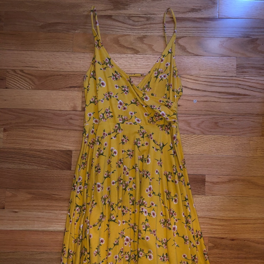 Forever 21 Yellow Floral Cotton Dress